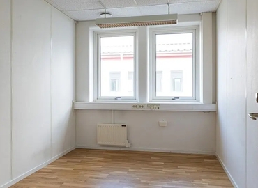 Företagshotell(Yta:31 m²) att hyra i Måttbandsvägen 12, 187 66 Täby. Inga extra avgifter | MatchOffice.se