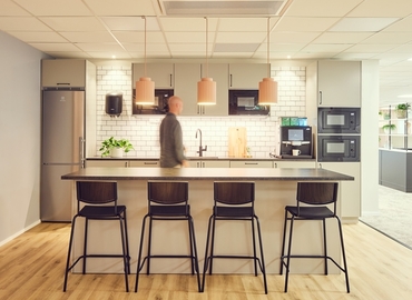 Kontorshotell(Yta:44 m²) för uthyrning i Fagerstagatan 18 B, 163 53 Spånga. Fullt utbud av faciliteter | MatchOffice.se