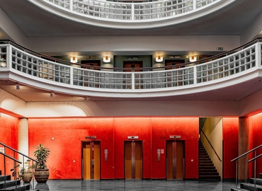 Företagshotell(Yta:3000 m²) att hyra i Drottninggatan 33, 111 51 Norrmalm. Bra läge | MatchOffice.se