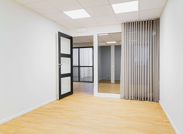 Affärscentrum(Yta:25 m²) för uthyrning i Elementvägen 4, 437 36 Mölndal. Fullt utbud av faciliteter | MatchOffice.se