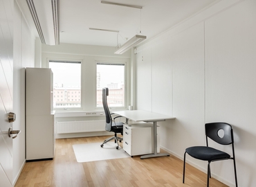 Företagshotell(Yta:19 m²) att hyra i Fosievägen 6, 214 31 Fosie. WiFi-anslutning ingår | MatchOffice.se