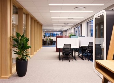 Affärscentrum(Yta:50 m²) för uthyrning i Elektrogatan 10, 171 54 Solna. Fullt utbud av faciliteter | MatchOffice.se