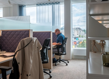 Affärscentrum(Yta:1200 m²) att hyra i Henckels Torg 4, 252 36 Helsingborg. WiFi-anslutning ingår | MatchOffice.se