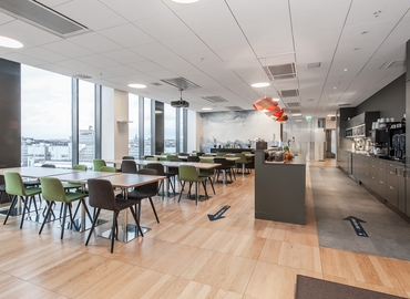 Coworking utrymme(Yta:500 m²) att hyra i Klarabergsviadukten 63, 101 23 Norrmalm. Tillgång 24/7 | MatchOffice.se