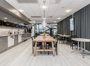 Flexibel arbetsplats(Yta:500 m²) för uthyrning i Klarabergsviadukten 63, 101 23 Norrmalm. Endast från verifierade hyresvärdar | MatchOffice.se