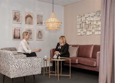 Affärscentrum(Yta:10 m²) att hyra i Torshamnsgatan 27, 164 40 Kista. Lång- och korttidsuthyrning | MatchOffice.se