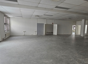 Butik(Yta:334 m²) att hyra i Sollentuna, Bergkällavägen 32, 192 79 Sollentuna. Lång- och korttidsuthyrning | MatchOffice.se