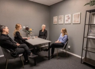 Konferensrum(Yta:16 m²) att hyra i Torshamnsgatan 27, 164 40 Kista. Inga extra avgifter | MatchOffice.se