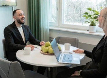 Mötesrum(Yta:10 m²) för uthyrning i Västertorpsvägen 135, 129 44 Hägersten. Endast från verifierade hyresvärdar | MatchOffice.se