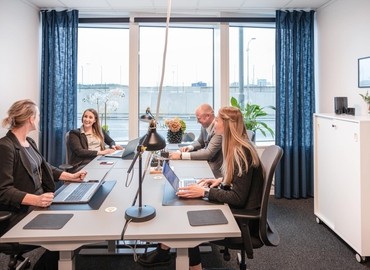Flexibel arbetsplats(Yta:80 m²) för uthyrning i Köpsvängen 10, 168 67 Bromma. Endast från verifierade hyresvärdar | MatchOffice.se