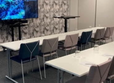 Mötesrum(Yta:120 m²) att hyra i Köpsvängen 10, 168 67 Bromma. WiFi-anslutning ingår | MatchOffice.se