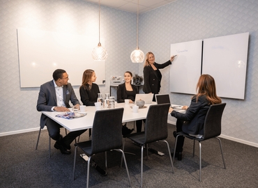 300 m² Business park in Solna, Solna (169 79) - 1 | MatchOffice.com