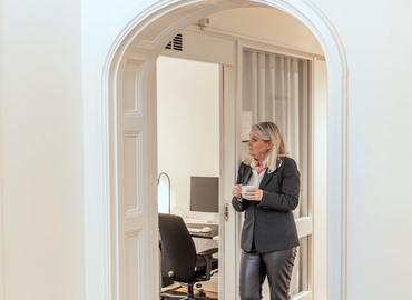Affärscentrum(Yta:400 m²) att hyra i Stockholm, Artillerigatan 6, 114 51 Östermalm. Bra val | MatchOffice.se