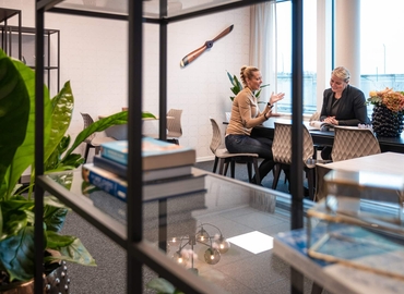 Företagshotell(Yta:400 m²) att hyra i Köpsvängen 10, 168 67 Bromma. Lång- och korttidsuthyrning | MatchOffice.se