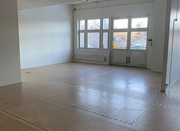 Industrilokal(Yta:390 m²) för uthyrning i Johanneslundsvägen 3, 194 61 Upplands Väsby. Fullt utbud av faciliteter | MatchOffice.se																	