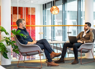 Flexibel arbetsplats(Yta:400 m²) att hyra i Jungmansgatan 12, 211 19 Hamnen. Lång- och korttidsuthyrning | MatchOffice.se