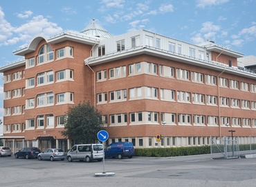 Affärscentrum(Yta:238 m²) att hyra i Lunda, Domnarvsgatan 11, 163 53 Spånga. Fullt utbud av faciliteter | MatchOffice.se
