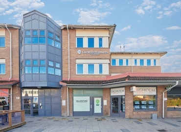 Företagshotell(Yta:479 m²) för uthyrning i Tuna Torg 2-4, 186 31 Vallentuna. Fullt utbud av faciliteter | MatchOffice.se