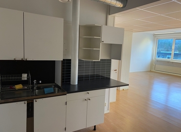 Kontor(Yta:200 m²)	att hyra i Ursviksvägen 127, 174 46 Sundbyberg. Bra val | MatchOffice.se