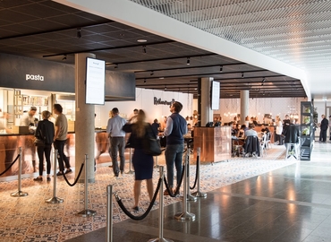 Butikslokal(Yta:229 m²) att hyra i Solna, Råsundavägen 2-16, 169 67 Solna. Lång- och korttidsuthyrning | MatchOffice.se