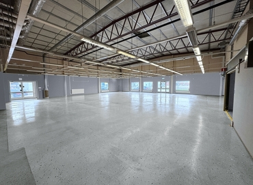 Lagerutrymme(Yta:1391 m²) att hyra i Fyrislundsgatan 79A, 754 50 Uppsala. Bra läge | MatchOffice.se																	