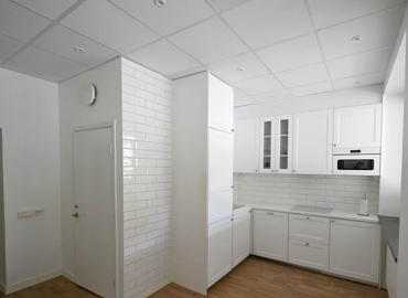 Kontorshotell(Yta:114 m²) för uthyrning i Klädesvägen 11, 168 76 Bromma. Fullt utbud av faciliteter | MatchOffice.se