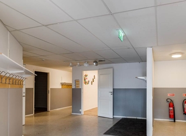 Industrilokal(Yta:2699 m²) att hyra i Kummingatan 9, 424 43 Angered. Endast från verifierade hyresvärdar | MatchOffice.se																	