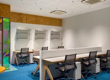 Coworking spaces(Yta:150 m²) att hyra i Hagsätra Torg 13, Bandhagen, 124 73 Enskede-Årsta-Vantör. WiFi-anslutning ingår | MatchOffice.se