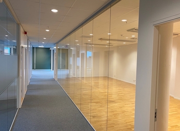 Kontorsutrymme(Yta:688 m²)	för uthyrning i Solna, Råsundavägen 12, 169 67 Solna. Inga extra avgifter | MatchOffice.se