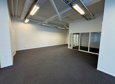 332 m² Shop for rent in Uppsala, Uppsala (754 50) - 3 | MatchOffice.com