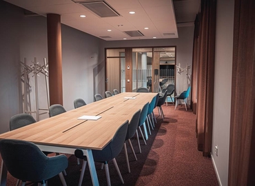 Kontor(Yta:867 m²)	att hyra i Solna, Gustav III:s Boulevard 32, 169 73 Solna. Lång- och korttidsuthyrning | MatchOffice.se