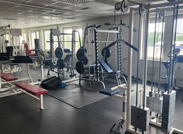 Affärscentrum(Yta:40 m²) att hyra i Månskärsvägen 10B, 141 75 Huddinge. Handikappanpassad | MatchOffice.se