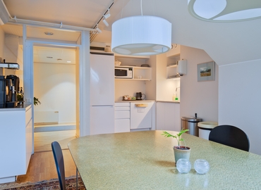 Kontorshotell(Yta:60 m²) för uthyrning i Nybrogatan 34, 114 39 Östermalm. Tillgång 24/7 | MatchOffice.se