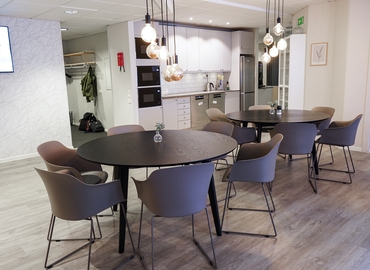 Coworking(Yta:500 m²) att hyra i Teatergatan 19, 411 35 Göteborg Centrum. Lång- och korttidsuthyrning | MatchOffice.se