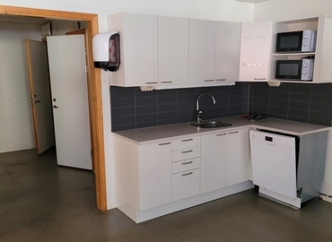 978 m² Warehouse storage up for rent in Gavle, Strömmavägen 2 (803 09) - 1 | MatchOffice