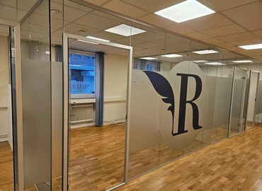 Kontorsplatser(Yta:182 m²)	att hyra i Careliigatan 1, 633 20 Eskilstuna. Lång- och korttidsuthyrning | MatchOffice.se