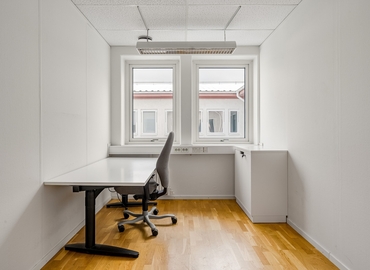 Kontorshotell(Yta:31 m²) för uthyrning i Måttbandsvägen 12, 187 66 Täby. WiFi-anslutning ingår | MatchOffice.se