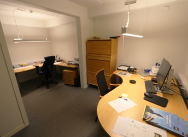 Lager(Yta:555 m²) att hyra i Norra Deltavägen 3, 417 30 Hisingen. Bra val | MatchOffice.se																	