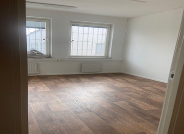 Kontorsutrymme(Yta:95 m²) att hyra i Rinkebytorget 1, 163 73 Spånga. Inga extra avgifter | MatchOffice.se