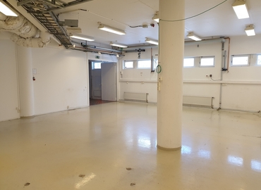 2830 m² Warehouse up for rent in Norrmalm, Stormbyvägen 6 (163 55) - 2 | MatchOffice.com