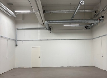 Verkstad(Yta:99 m²) för uthyrning i Arlandastad, Bristagatan 16C, 195 60 Sigtuna. Lång- och korttidsuthyrning | MatchOffice.se																	