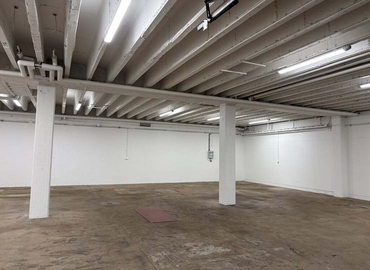 Verkstad(Yta:244 m²) att hyra i Bristagatan 18a, 195 60 Sigtuna. Fullt utbud av faciliteter | MatchOffice.se																	