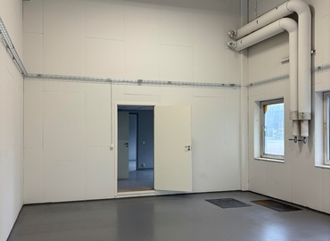 414 m² Warehouse for rent in Sigtuna, Arlandastad (195 60) - 2 | MatchOffice