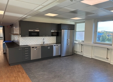 Kontorsrum(Yta:288 m²) för uthyrning i Hägersten, Lerkrogsvägen 21, 126 79 Hägersten. Fullt utbud av faciliteter | MatchOffice.se