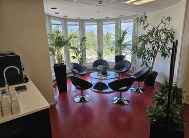 Kontorshotell(Yta:40 m²) för uthyrning i Månskärsvägen 10B, 141 75 Huddinge. Fullt utbud av faciliteter | MatchOffice.se