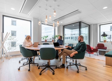 Flexibel arbetsplats(Yta:10 m²) för uthyrning i Nordenskiöldsgatan 11 A, 211 19 Malmö Centrum. Inga extra avgifter | MatchOffice.se