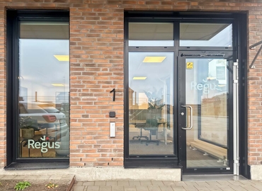 Flexibel arbetsplats(Yta:10 m²) att hyra i Kv. Brönnestad 1 och 2, Industrigatan 9b,entréplan, 212 14 Malmö Centrum. Endast från verifierade hyresvärdar | MatchOffice.se