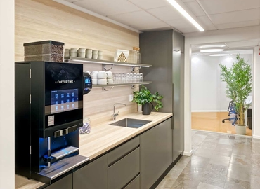 Coworking(Yta:10 m²) att hyra i Östra Storgatan 33A, 553 21 Jönköping. Fullt utbud av faciliteter | MatchOffice.se