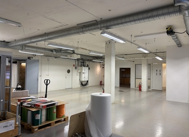 Lagerutrymme(Yta:459 m²) för uthyrning i Domnarvsgatan 4, 163 53 Kista. Endast från verifierade hyresvärdar | MatchOffice.se																	