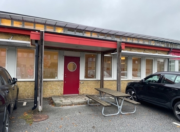 Affärscentrum(Yta:155 m²) att hyra i Malmö, Cederströmsgatan 4, 212 39 Husie. Endast från verifierade hyresvärdar | MatchOffice.se